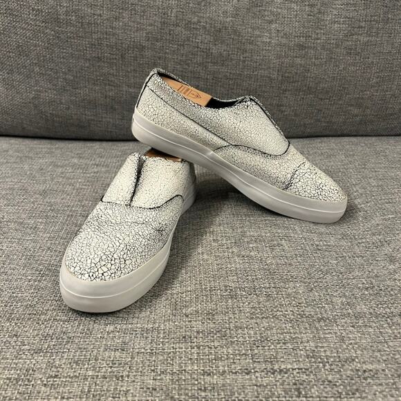 EUC HUF Dylan Slip-On Sneakers White Crackle Leather Size 8 Skate Casual Shoes - Picture 5 of 16